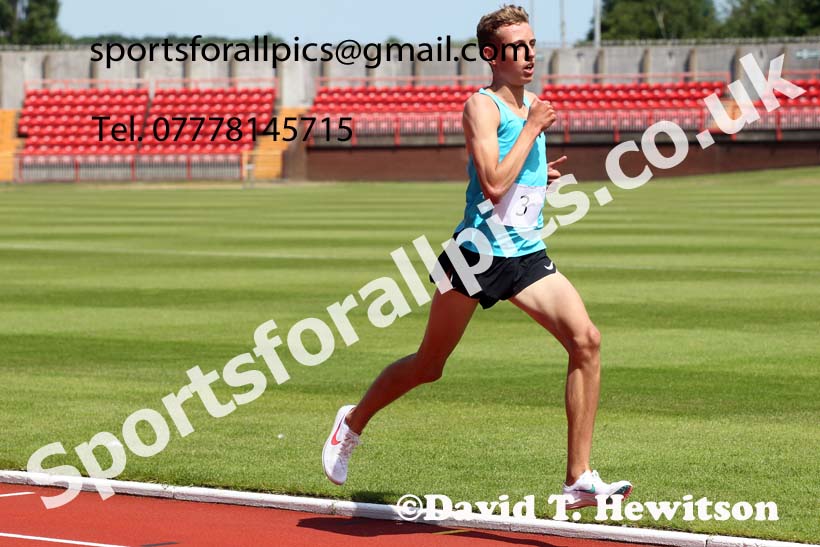 1500 metres, 2021 Northumberland, Durham and Cleveland Schools. Photo: David T. Hewitson/Sports for All Pics
